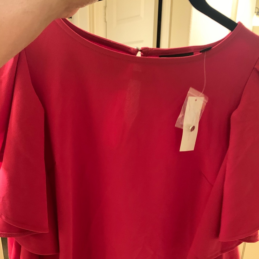 Ruffle sleeve Top